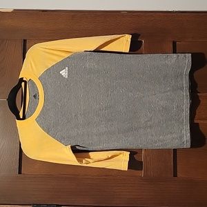 Womens Adidas 3/4 sleeve shirt